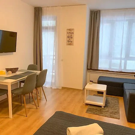 And - Semiramida Gardens Apartment