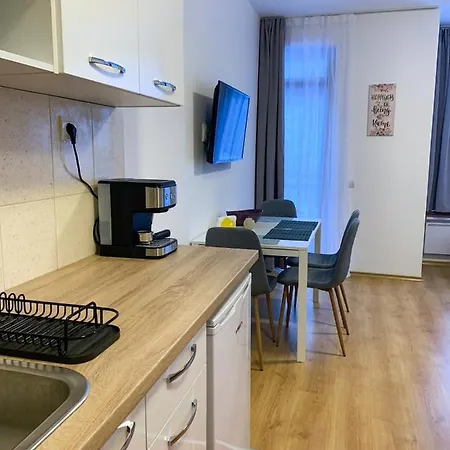 And - Semiramida Gardens *