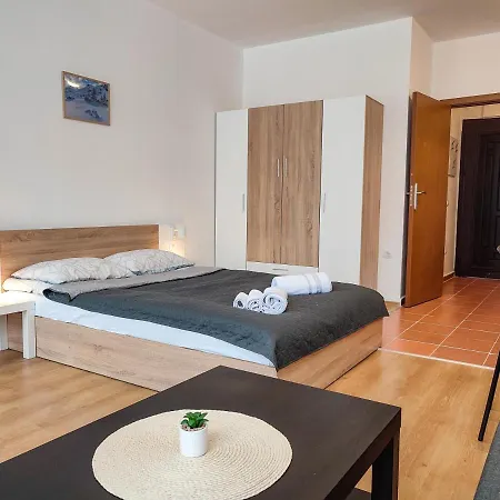 And - Semiramida Gardens *