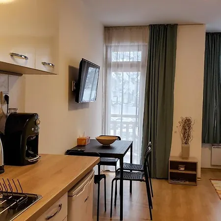 And - Semiramida Gardens 아파트