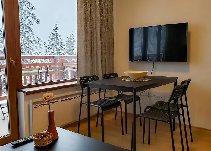 And - Semiramida Gardens Apartament