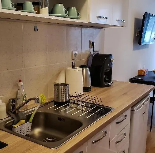 And - Semiramida Gardens