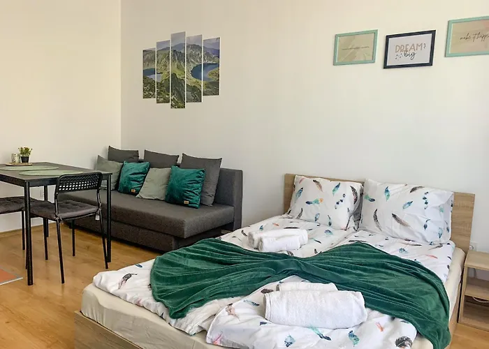 And - Semiramida Gardens * Borowec